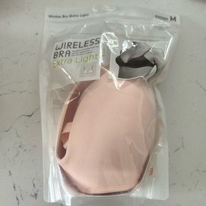 Uniqlo Wireless Bra (Extra Light)